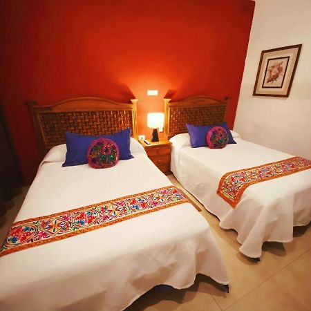 Hotel Real Colonial Valladolid  Ngoại thất bức ảnh