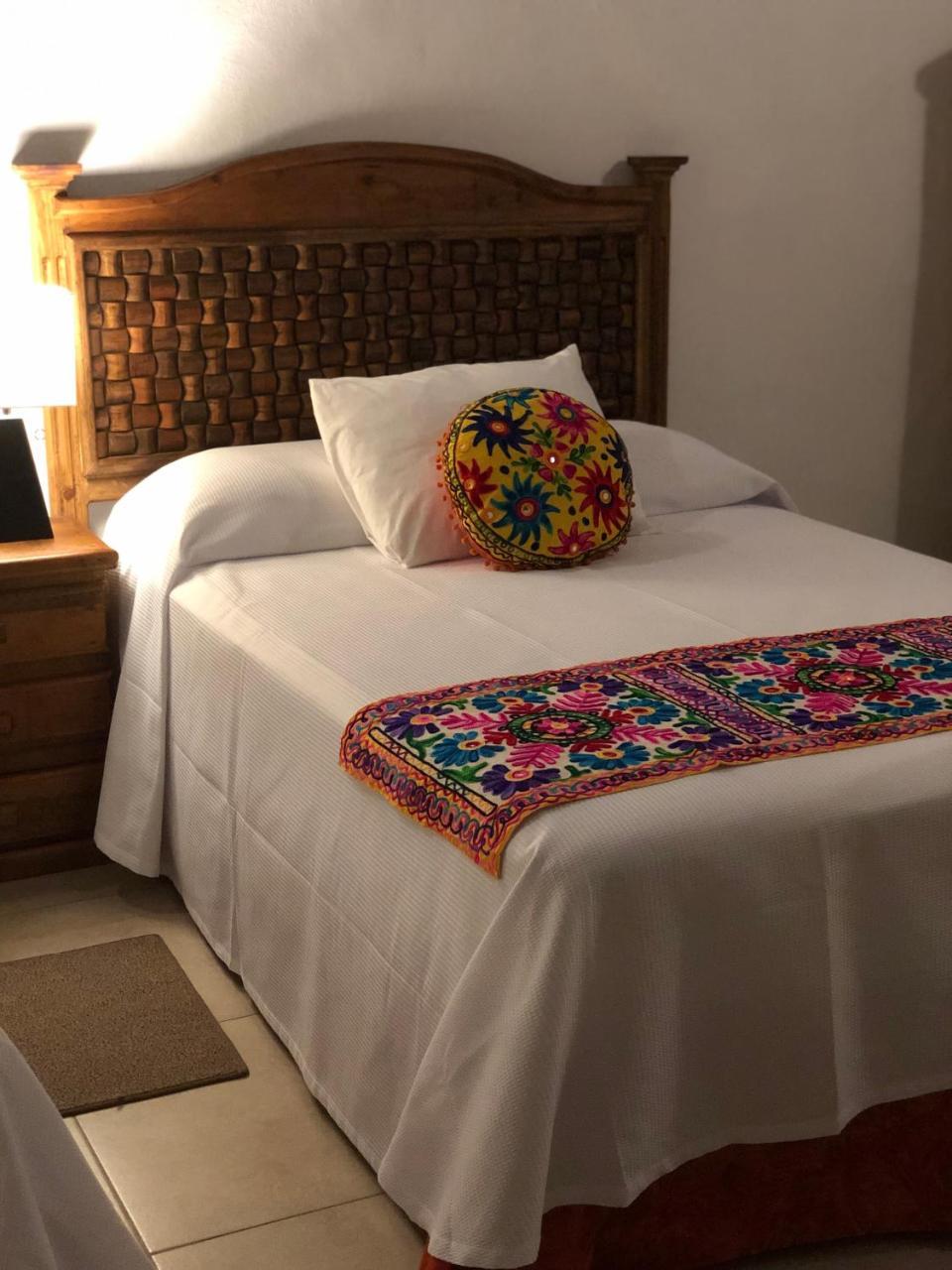 Hotel Real Colonial Valladolid  Ngoại thất bức ảnh