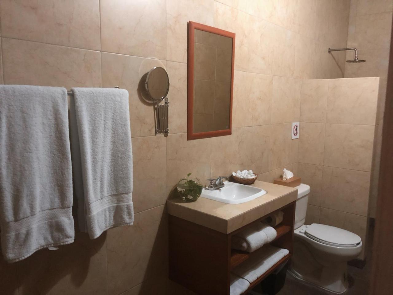 Hotel Real Colonial Valladolid  Ngoại thất bức ảnh